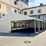 Для представницького івенту «Світоч» у Львові встановили білий шатер «Міді» 10х21 метрів