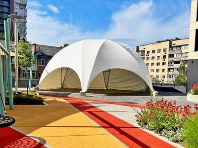 Купольне шатро «Орбіт» Купольне шатро «Орбіт»
